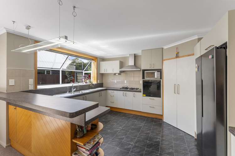 34 Townshend Crescent_4