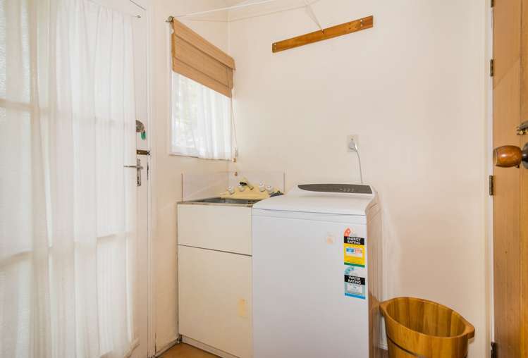 2/14 Butley Drive Farm Cove_14