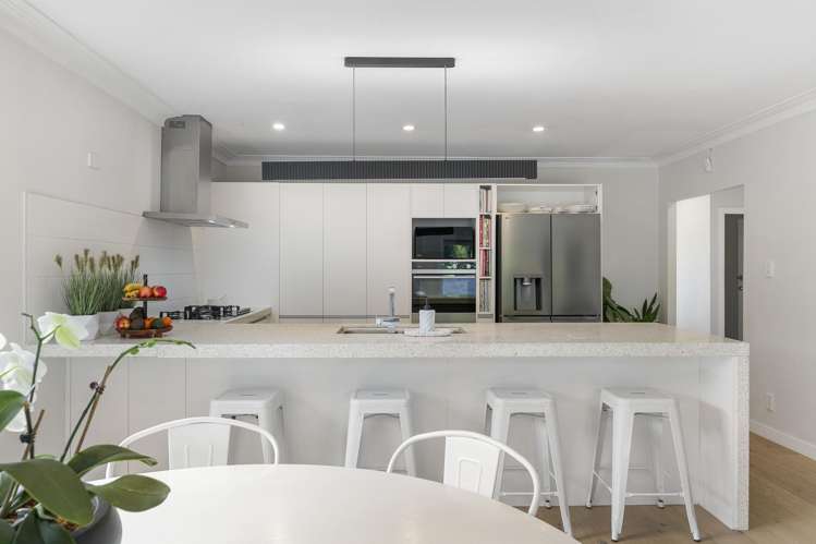 4 Braebank Lane Te Atatu South_10