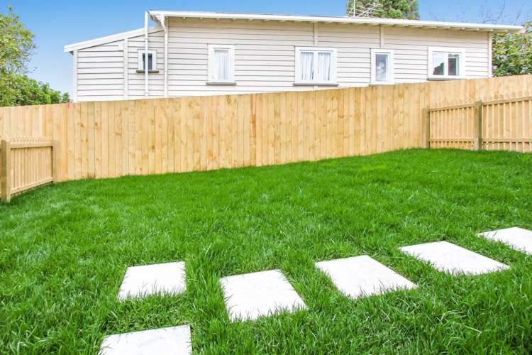 24 Fontenoy Street Mount Albert_6