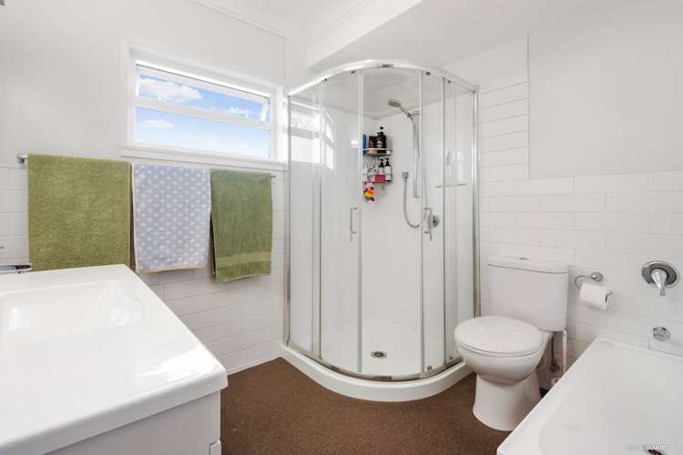 43 Gloria Avenue Te Atatu Peninsula_13