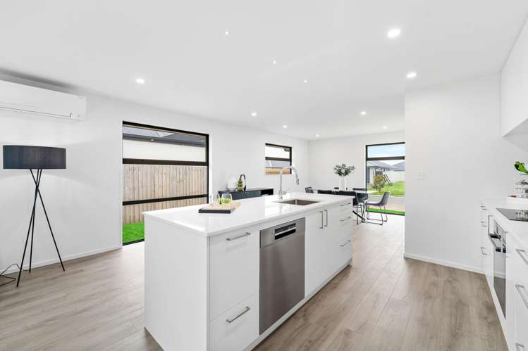 7 McCaw Road Lincoln_5