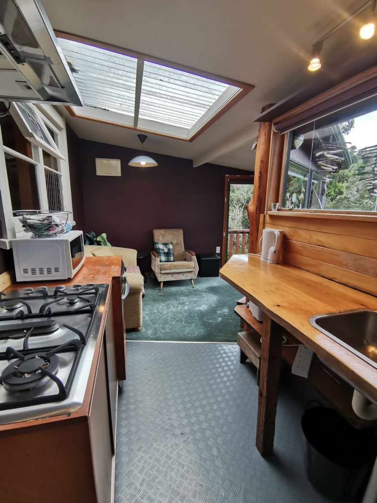 1 Cemetery Road Westland Surrounds_7