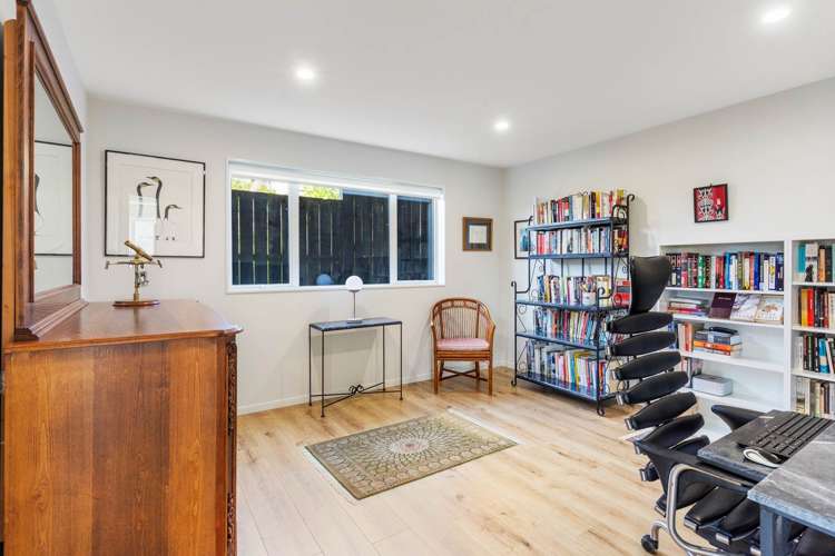 513a West Coast Road Glen Eden_12