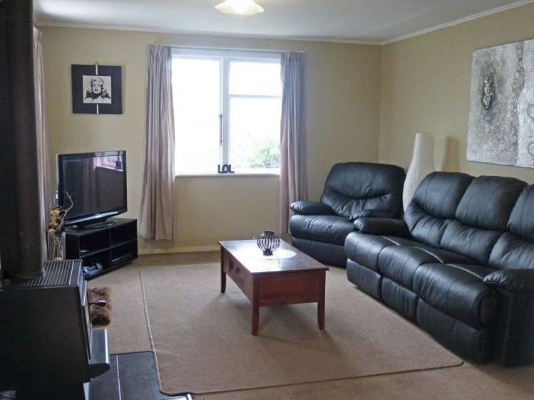 18 Freyberg Avenue Tamatea_0