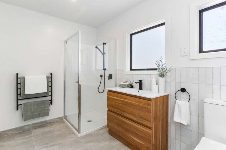 49 Duncansby Road Stanmore Bay_13