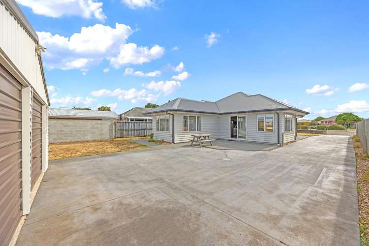 15 Cuffs Road Wainoni_12