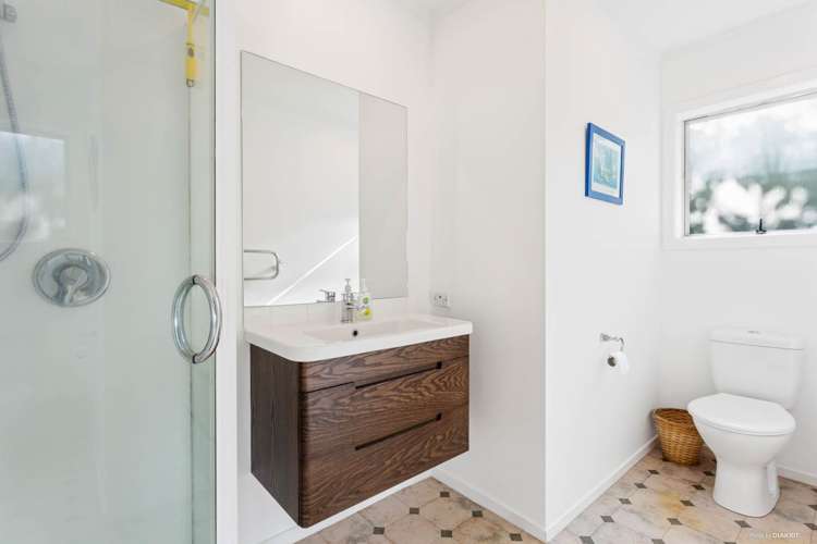 23 Northumberland Avenue Hauraki_8