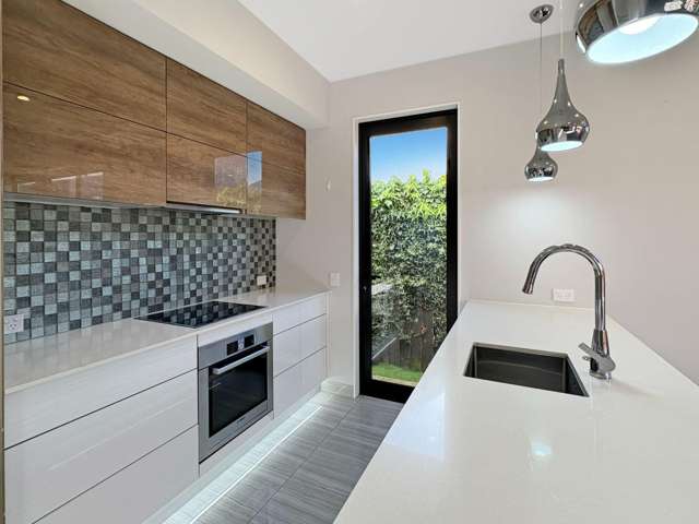 32a Hewitts Rd Merivale_2