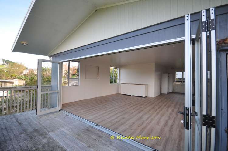 8 Heaths Way Paparoa_14