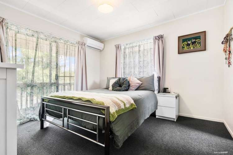 37 Glengarry Road Glen Eden_5