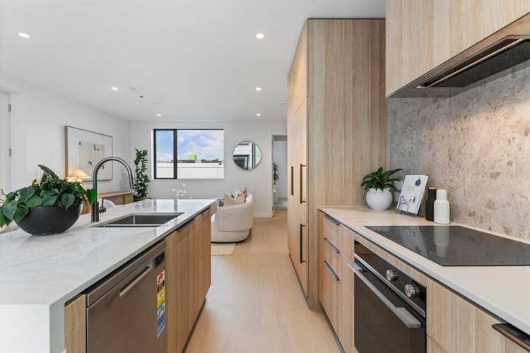 81 Carlton Gore Road_5