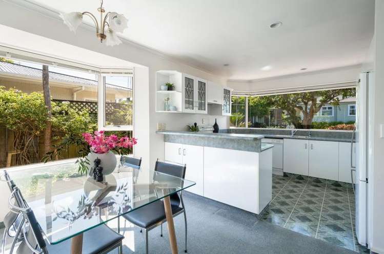 2 Hilliard Street Stoke_3