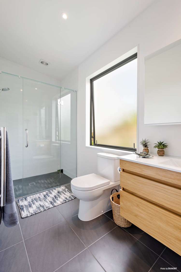 31 Columbia Crescent Beachlands_10