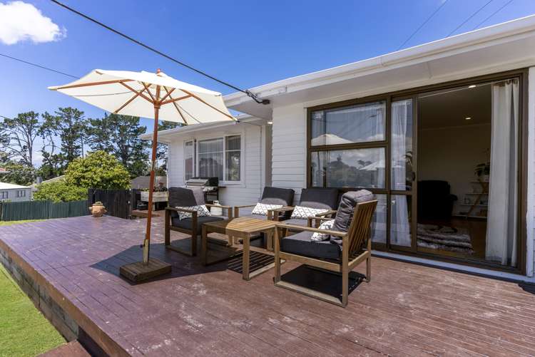 22 Bedford Street Te Atatu South_3