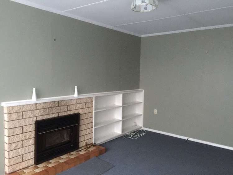 21 Costley Street Carterton_4