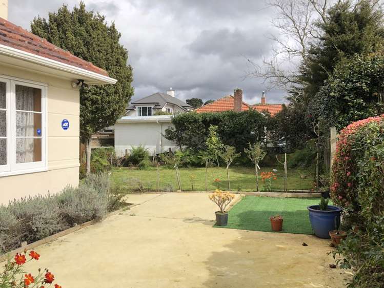 44 Fernleigh Avenue Epsom_10