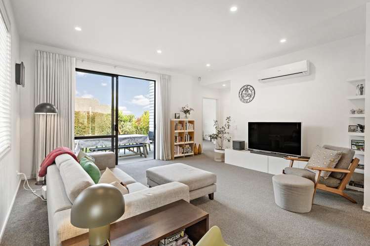 11B Castledine Crescent_1