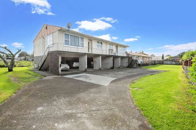1290sqm of Land  5 x 2-Bedroom Units  One Title