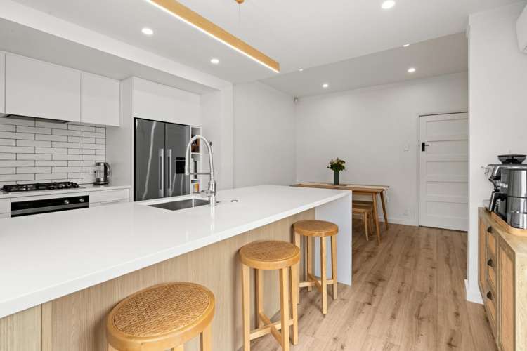 915 Lawrence Street Akina_5