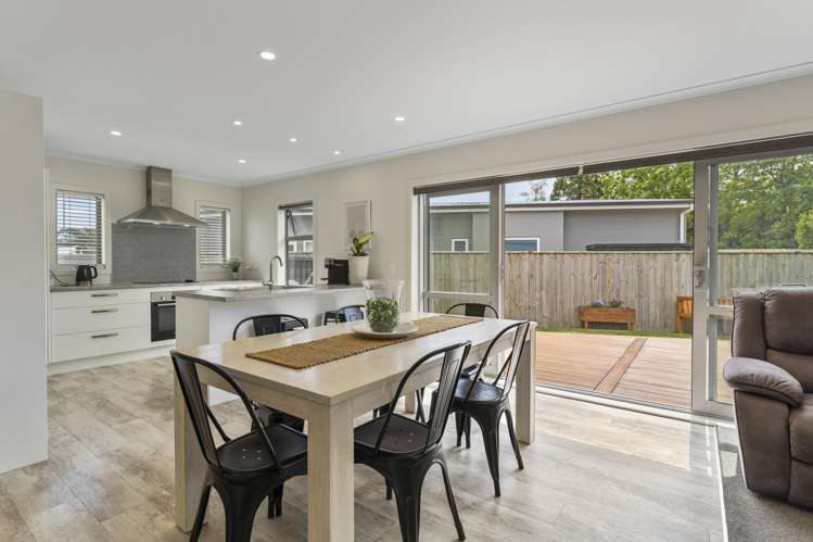 15 Kingi Te Ahoaho Place Otaki_4