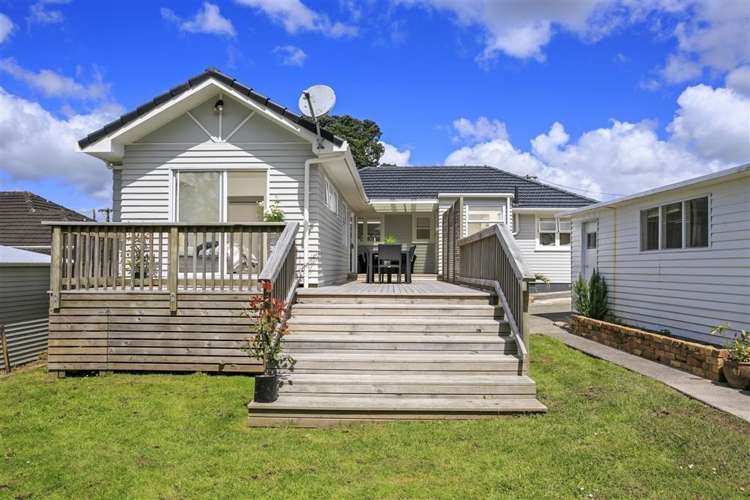 12 Fairclough Road_0