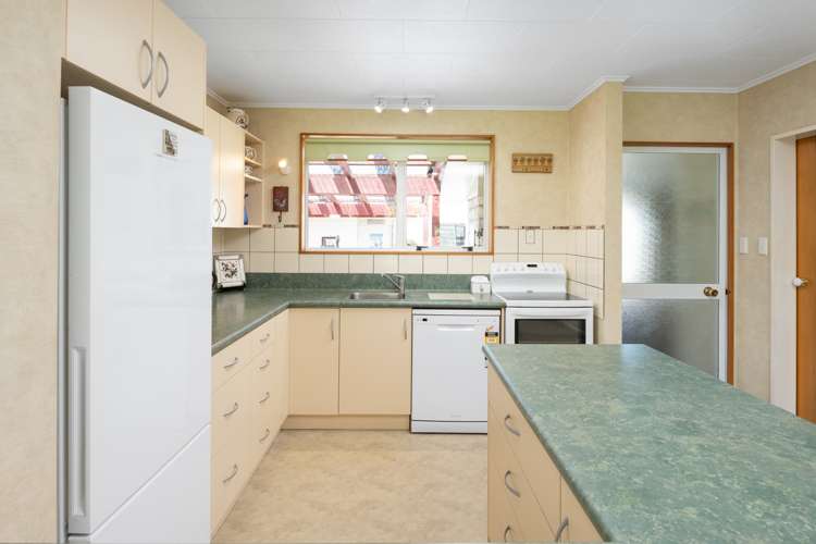 19 Blind Creek Road Tuamarina_7