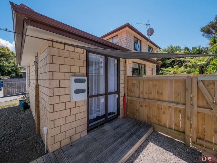 20 Laurie Street Red Beach_14