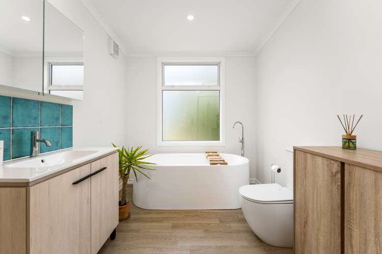 24 Brighton Road Green Island_11