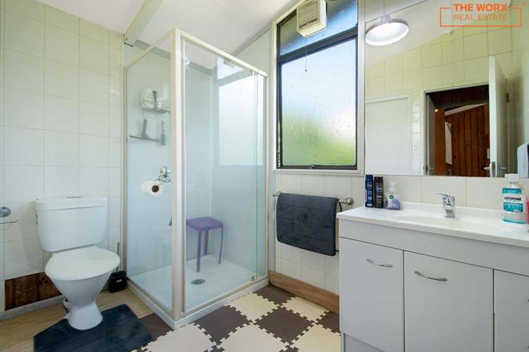 52 and 54 Terry Street Blockhouse Bay_12