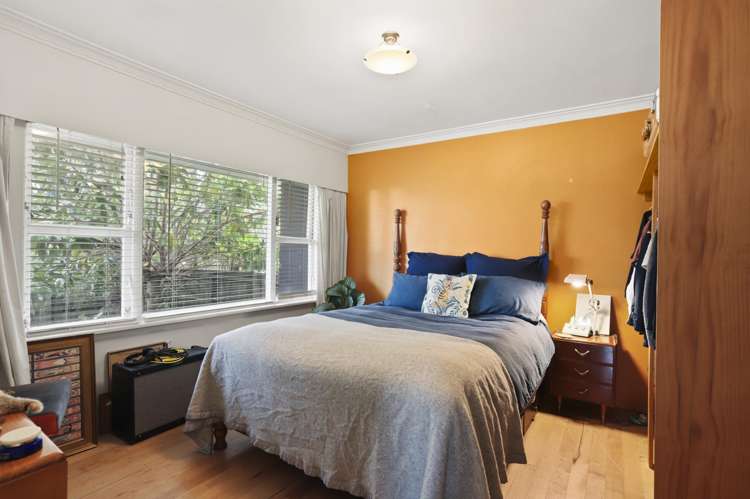 2/2 Earl Road_5