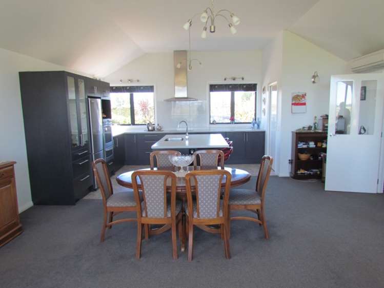 9a Racecourse Road Winton_5