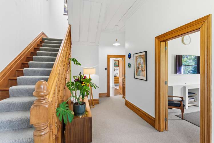 7 Strathmore Crescent Roslyn_7