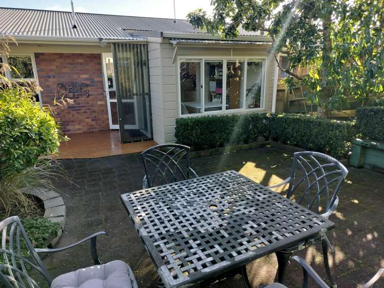 2/22 Alton Avenue Hillcrest_13