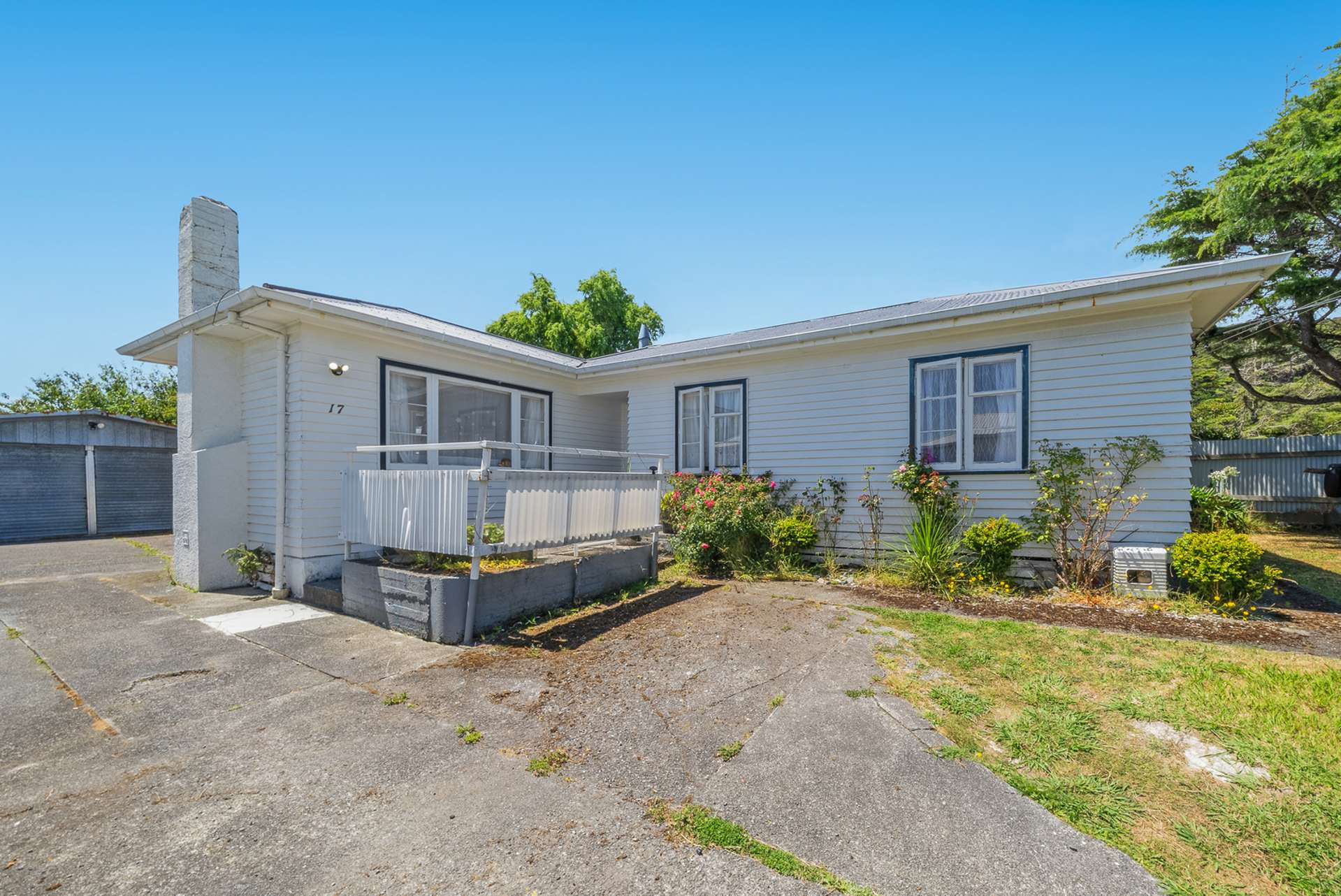 17 Petrie Street Wainuiomata_0