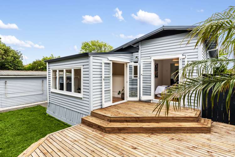 69 Rimu Street New Lynn_17