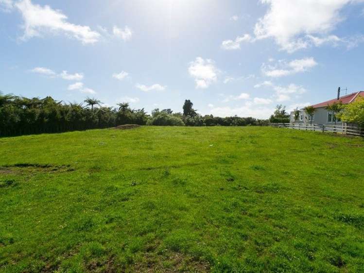 1245 Upland Road Egmont Village_7