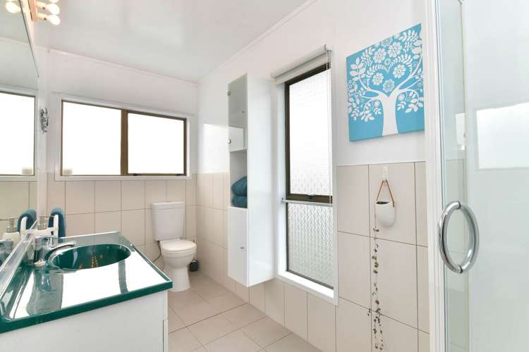 1/532 Whangaparaoa Road Stanmore Bay_14