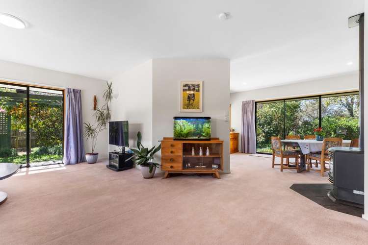 7 James Cross Place_2