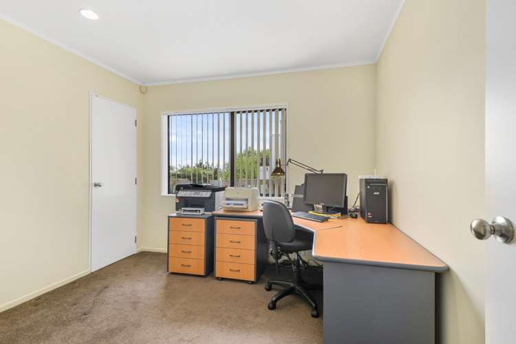 2/7 Heaphy Street Blockhouse Bay_12