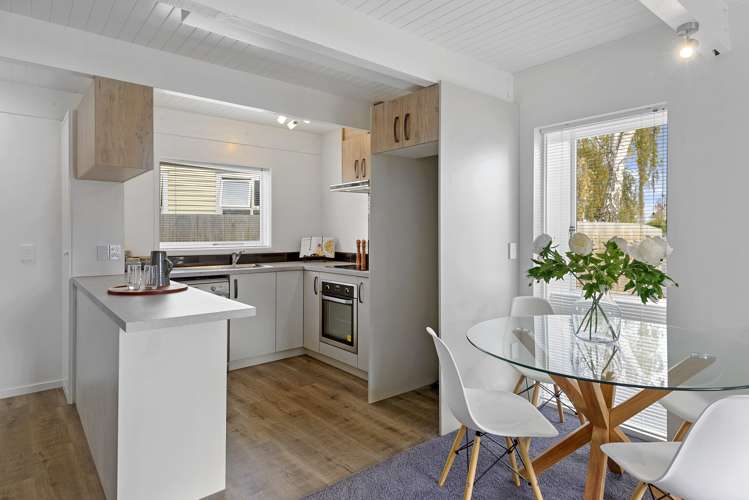 6/10 Sherborne Street Saint Albans_3