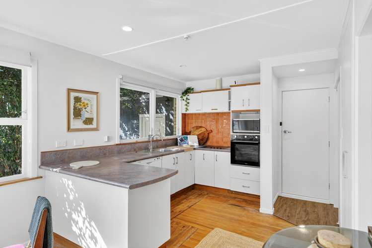 102 Mount View Road Melville_13