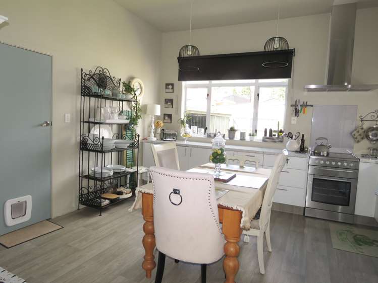 47 Shiel Street Reefton_18