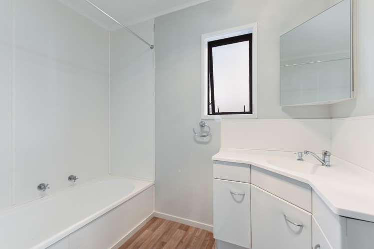 1/74 Norwich Street Stoke_10