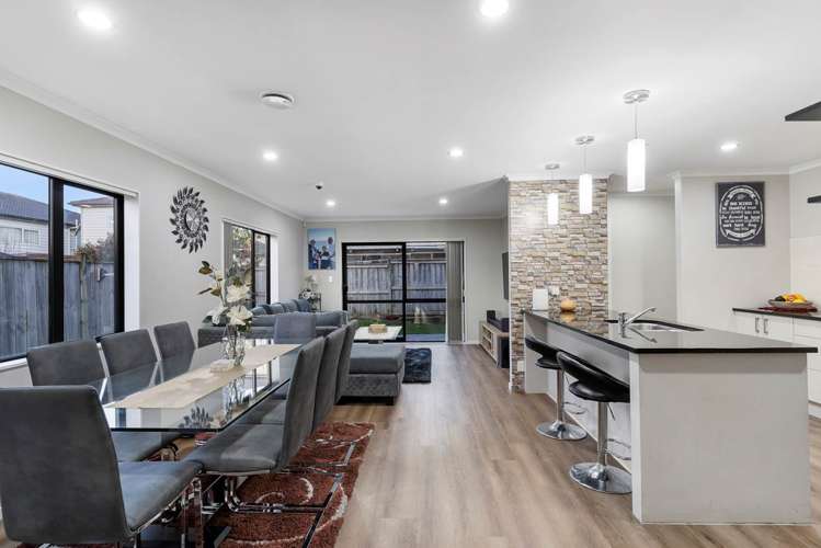 17 Shandon Street Flat Bush_10