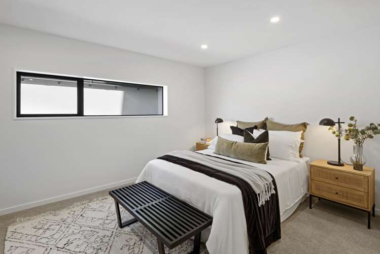 35 Te Awakura Terrace Mount Pleasant_12