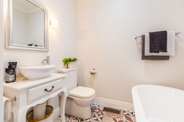 18 William Bond Street Stanley Point_15