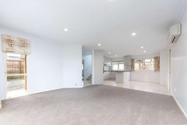 4a Hazel Avenue Mount Roskill_3