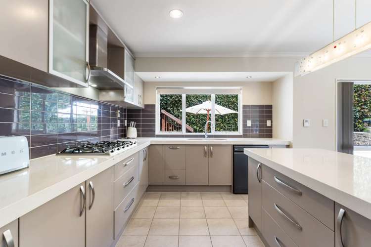 2 Leburn Crescent Mission Heights_4