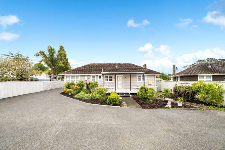 3 Glen Marine Parade Glendene_1